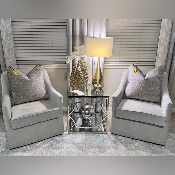 1- NWT CALLISTO HOME DECORATIVE PILLOW (Read description for details) - Picture 10 of 13